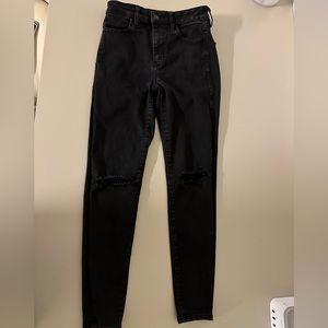 Next level stretch jeans from American eagle. Size 4 short.